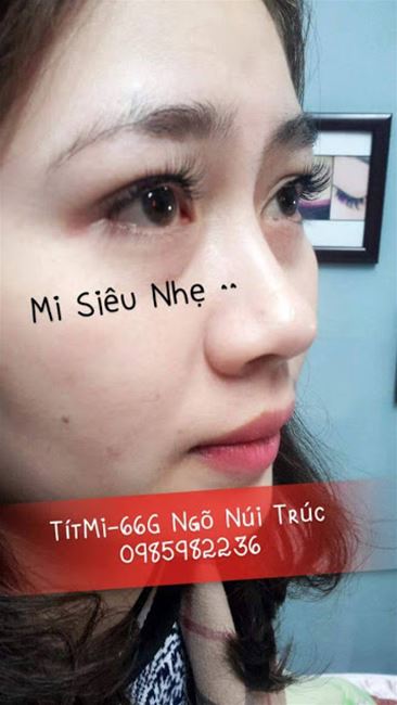 Nối mi tỉ mỉ và rất cẩn thận Nối mi tỉ mỉ và rất cẩn thận